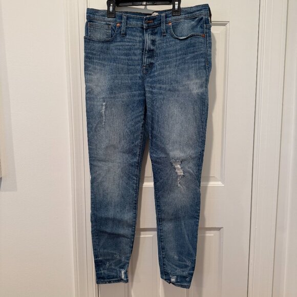 Madewell 9" High-Rise Skinny Jeans: Destructed-Hem Edition size 32 - Picture 8 of 8